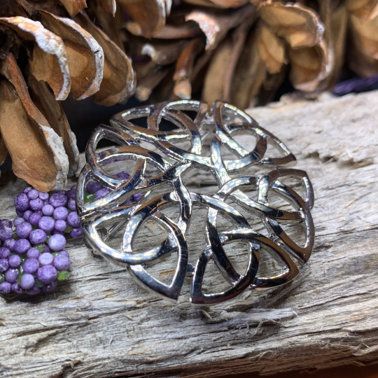 Pewter Trinity Knot Brooch - Handmade in Scotland — view 6