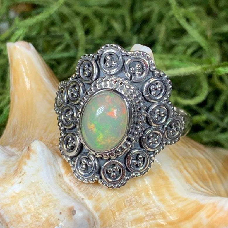 Celtic Queen Ring — view 4