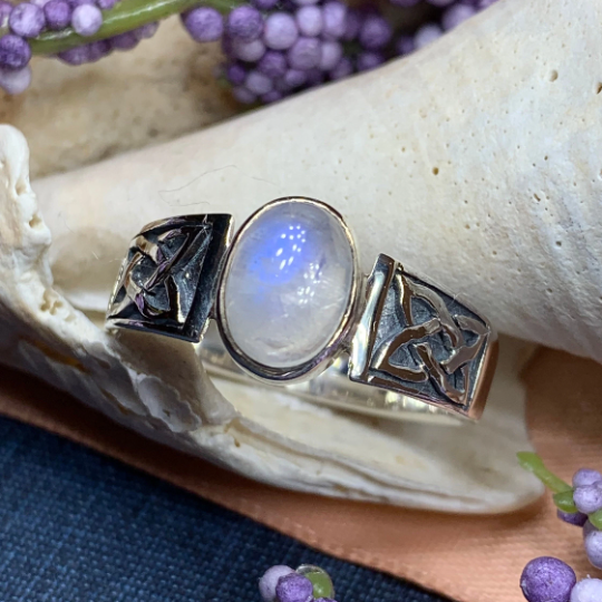 Syra Celtic Knot Ring in Sterling Silver — view 14