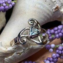 Load image into Gallery viewer, Tara Celtic Spiral Ring
