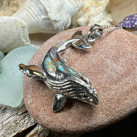 Load image into Gallery viewer, Whale Necklace

