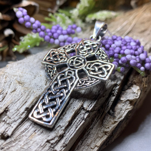 Load image into Gallery viewer, Traditional Celtic Cross Necklace
