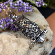 Load image into Gallery viewer, Elin Owl Necklace
