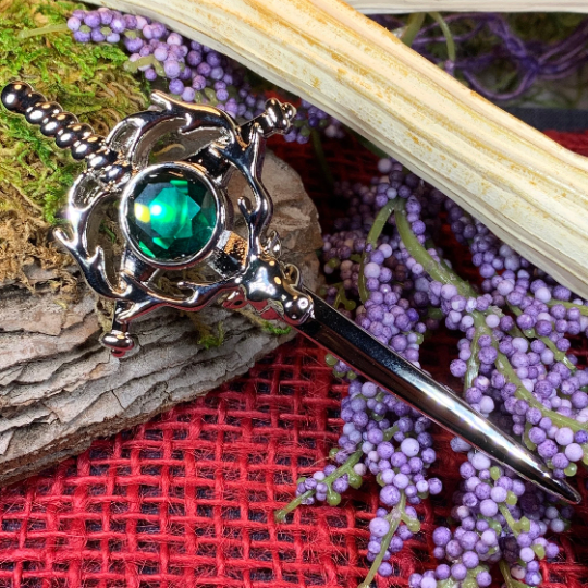 Crystal Stag Kilt Pin
