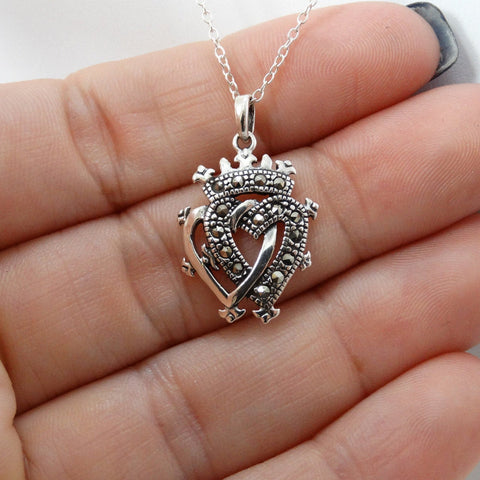 Load image into Gallery viewer, Isla Scottish Luckenbooth Necklace
