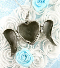 Load image into Gallery viewer, Angel Wings Locket Necklace 04
