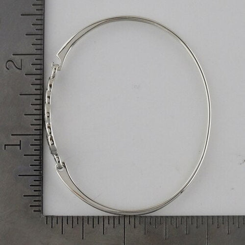 Load image into Gallery viewer, Celtic Knot Bracelet, Celtic Jewelry, Irish Jewelry, Love Knot Jewelry, Bridal Jewelry, Viking Jewelry, Wife Gift, Silver Bangle Bracelet
