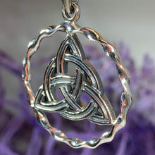 Load image into Gallery viewer, Celtic Triquetra Knot Necklace
