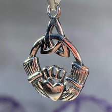 Load image into Gallery viewer, Ireland Claddagh Necklace
