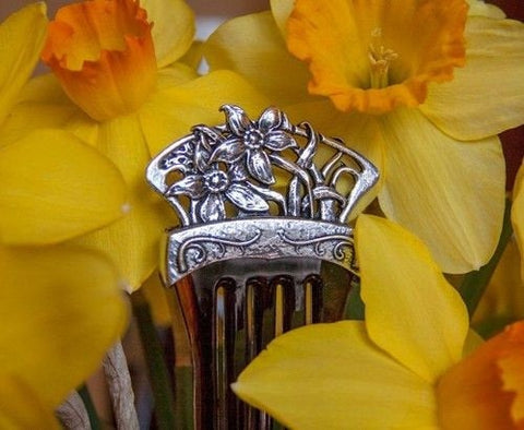 Load image into Gallery viewer, Daffodil Hair Stick
