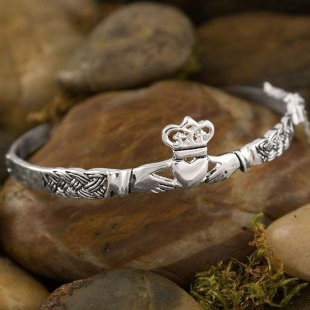 Claddagh Irish Bracelet — view 2