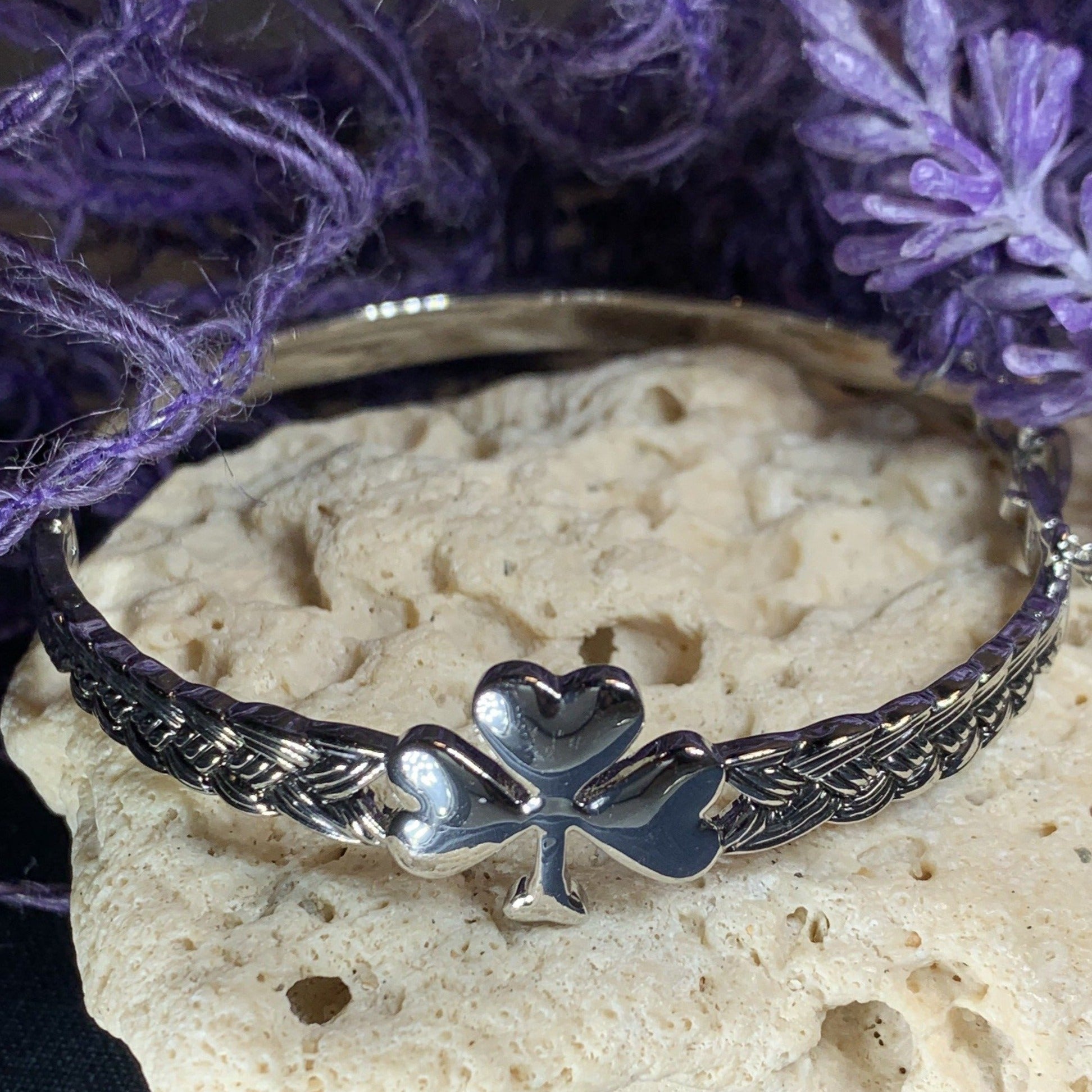 Four Leaf Clover Bracelet - Shamrock Bracelet - Irish Bracelet - Clover  Bracelet - Irish Gifts Gallery