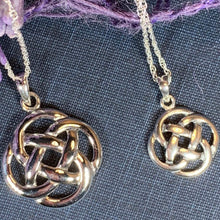 Load image into Gallery viewer, Celtic Dara Knot Necklace
