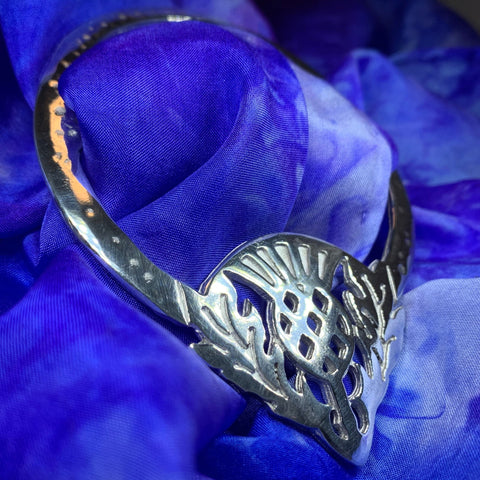 Load image into Gallery viewer, Celtic Thistle Scarf Ring - Handmade in Scotland
