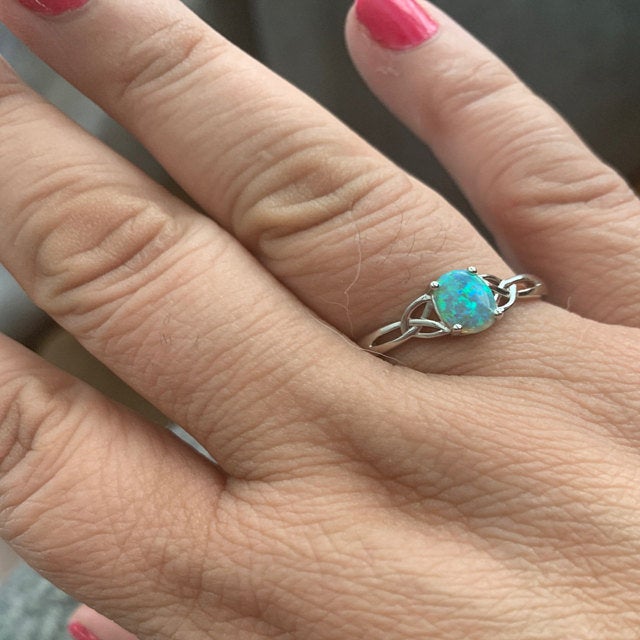 Irish Rain Celtic Ring — view 4