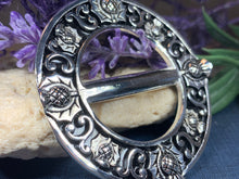 Load image into Gallery viewer, Thistle Scarf Ring, Scotland Jewelry, Celtic Jewelry, Flower Jewelry, Outlander Jewelry, Mom Gift, Wife Gift, Sister Gift, Friend Gift
