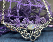 Load image into Gallery viewer, Helen Celtic Knot Necklace
