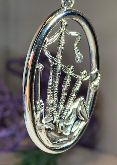 Load image into Gallery viewer, Bagpipes Forever Necklace
