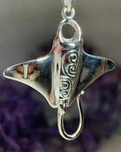 Load image into Gallery viewer, Manta Ray Necklace
