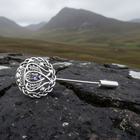 Luckenbooth Pin, Scotland Jewelry, Celtic Brooch, Bride Pin, Outlander Jewelry, Groom Gift, Girlfriend Gift, Wedding Jewelry, Tie Tac Pin