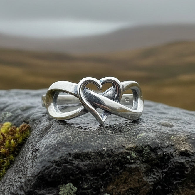 Sac Silver Oxidized Celtic Knot Infinity Ring – .925 Sterling Silver Band – Sizes 4-12