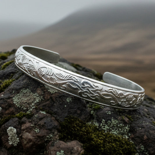 Celtic Knot Bracelet, Celtic Jewelry, Irish Bangle Bracelet, Scotland Jewelry, Ireland Jewelry, Celtic Cuff, Wife Gift, Girlfriend Gift