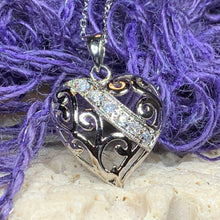 Load image into Gallery viewer, Sweet Heart Necklace
