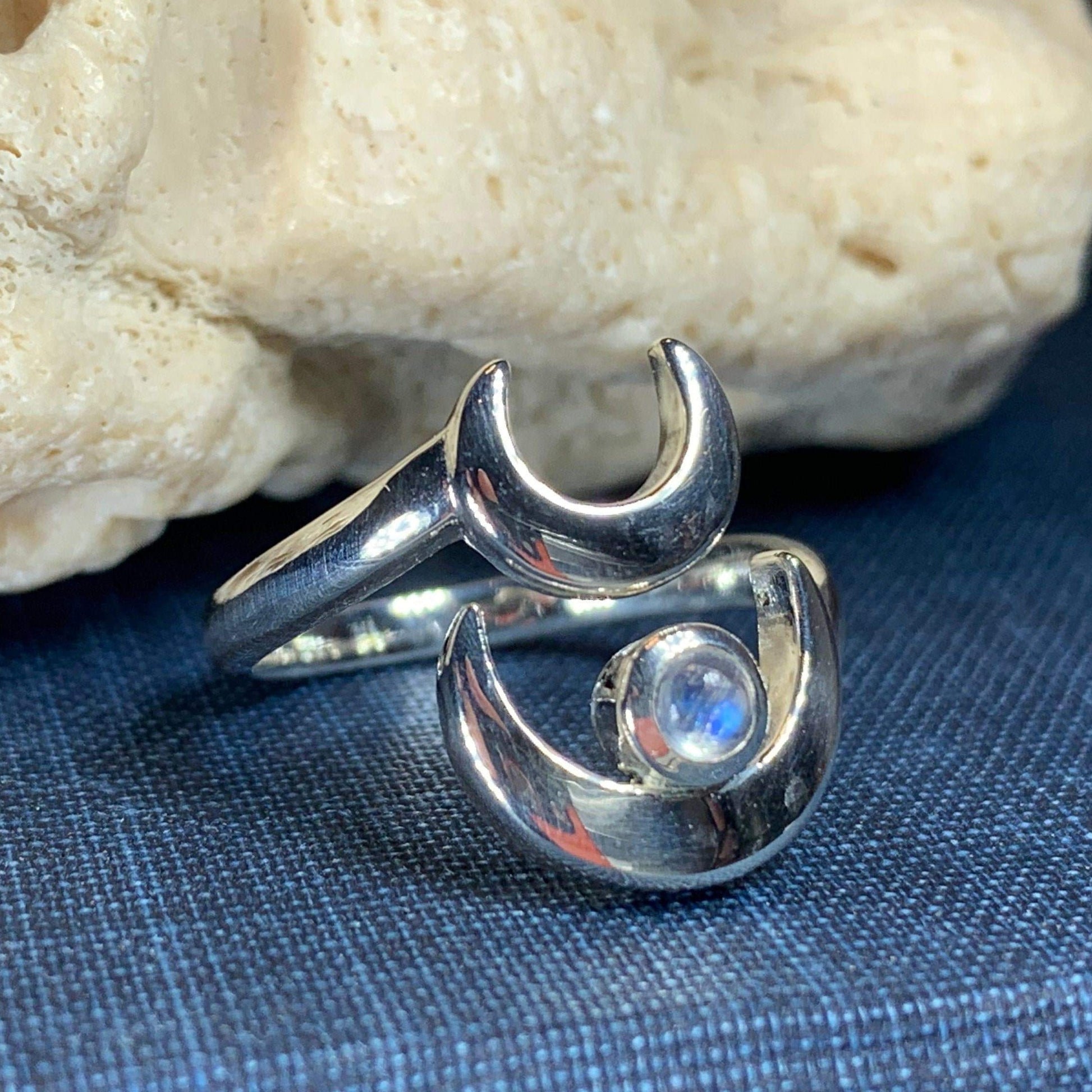Crescent Moon Ring, Celtic Jewelry, Celestial Jewelry, Goddess Jewelry, Moon Ring, Wiccan Jewelry, Anniversary Gift, Promise Ring, Wife Gift