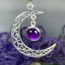 Load image into Gallery viewer, Evie Crescent Moon Necklace
