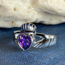 Load image into Gallery viewer, Amethyst Claddagh Ring 05
