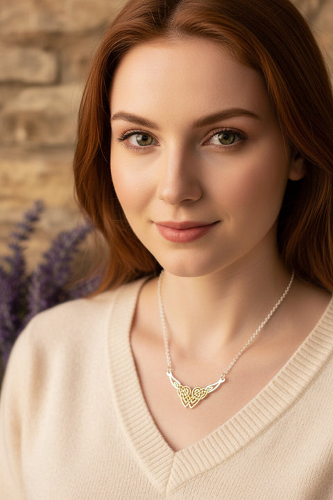 Load image into Gallery viewer, Celtic Endless Love Necklace
