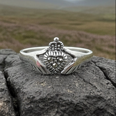 Donegal Irish Claddagh Ring with Sterling Silver — view 6