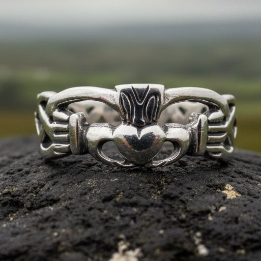 Ennis Irish Claddagh Ring in Sterling Silver