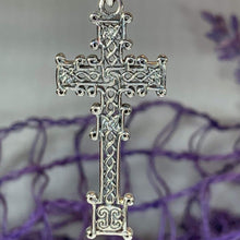 Load image into Gallery viewer, Scottish Skinnet Cross Necklace
