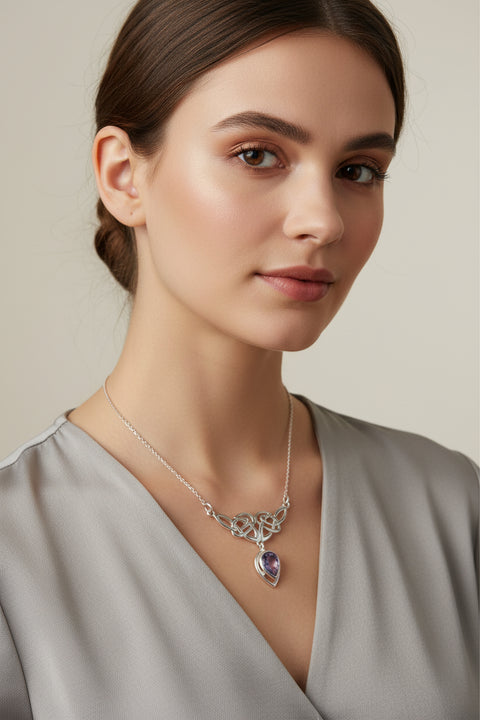 Load image into Gallery viewer, Ayn Celtic Knot Necklace
