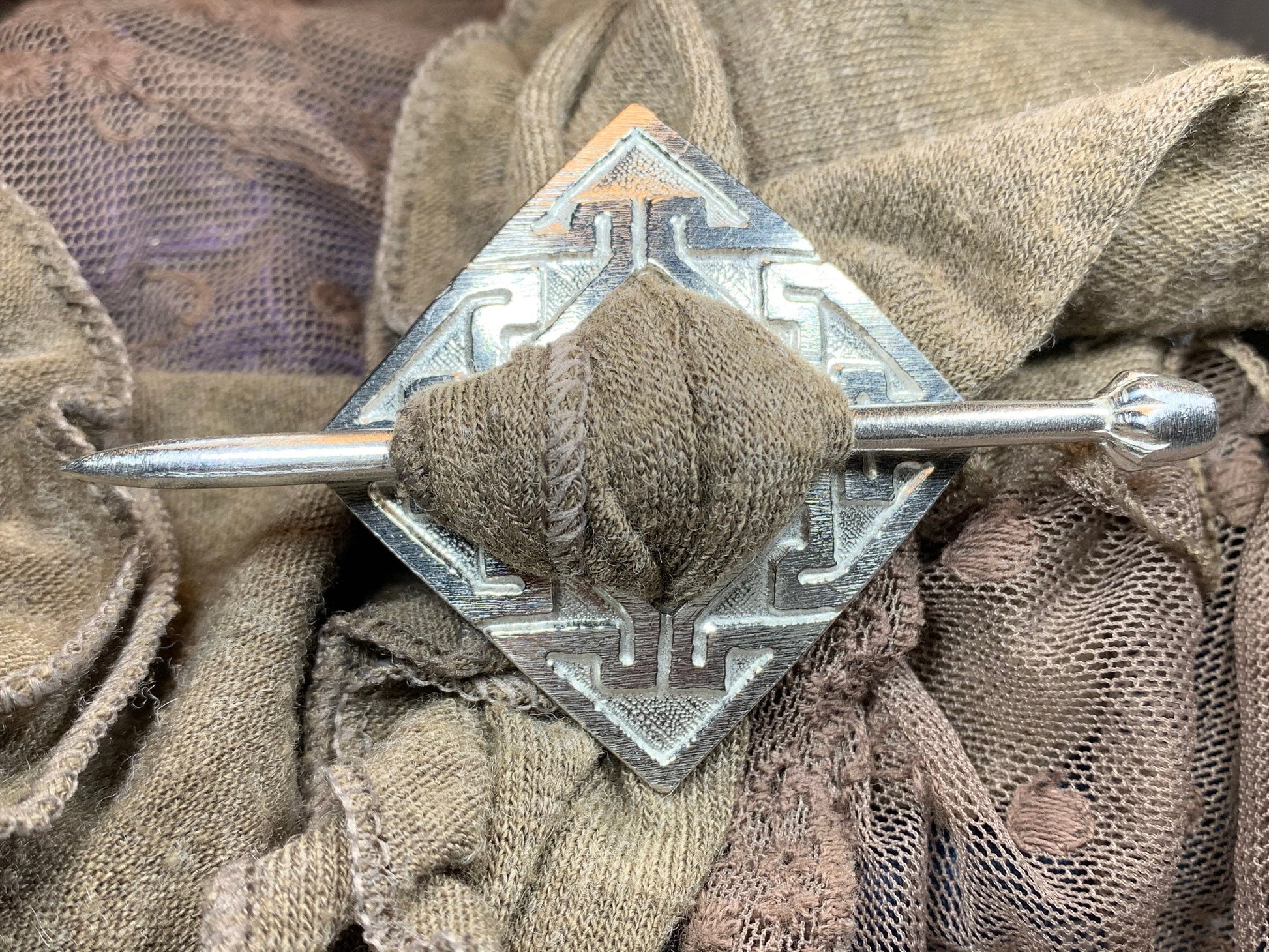 Brianna Celtic Scarf Ring — view 4