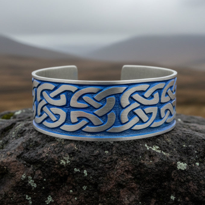 Celtic Knot Bracelet, Celtic Jewelry, Irish Bangle Bracelet, Scotland Jewelry, Ireland Jewelry, Celtic Cuff, Wife Gift, Girlfriend Gift