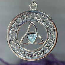 Load image into Gallery viewer, Nyx Trinity Knot Necklace
