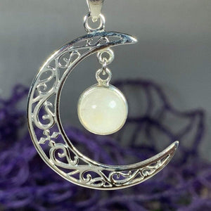 Evie Crescent Moon Necklace