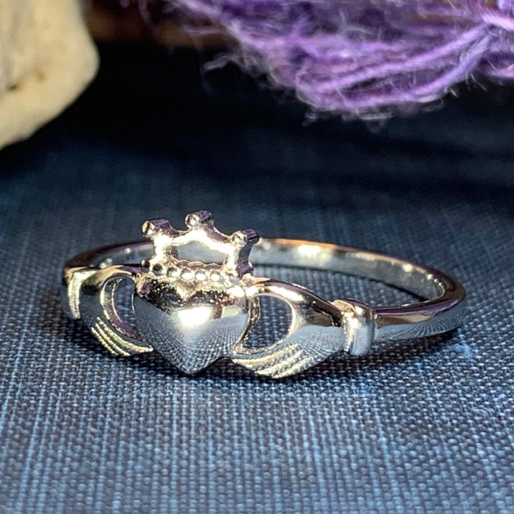 Bantry Claddagh Ring 04