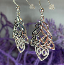 Load image into Gallery viewer, Aine Celtic Knot Earrings 04
