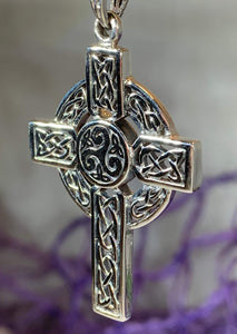 Aileran Celtic Cross Necklace 02