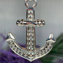 Load image into Gallery viewer, Grasmere Anchor Necklace
