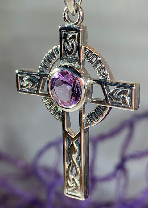 Load image into Gallery viewer, Lanis Celtic Cross Necklace
