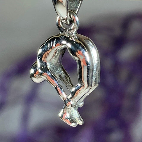 Load image into Gallery viewer, Yoga Pose Om Necklace
