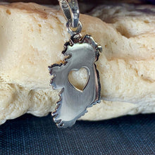 Load image into Gallery viewer, Ireland Necklace
