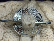 Load image into Gallery viewer, Blair Celtic Scarf Ring

