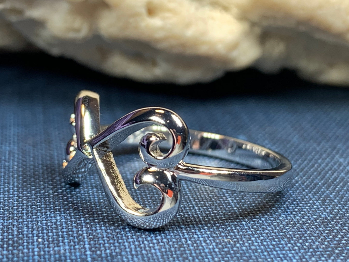 Celtic Infinite Love Heart Ring — view 4