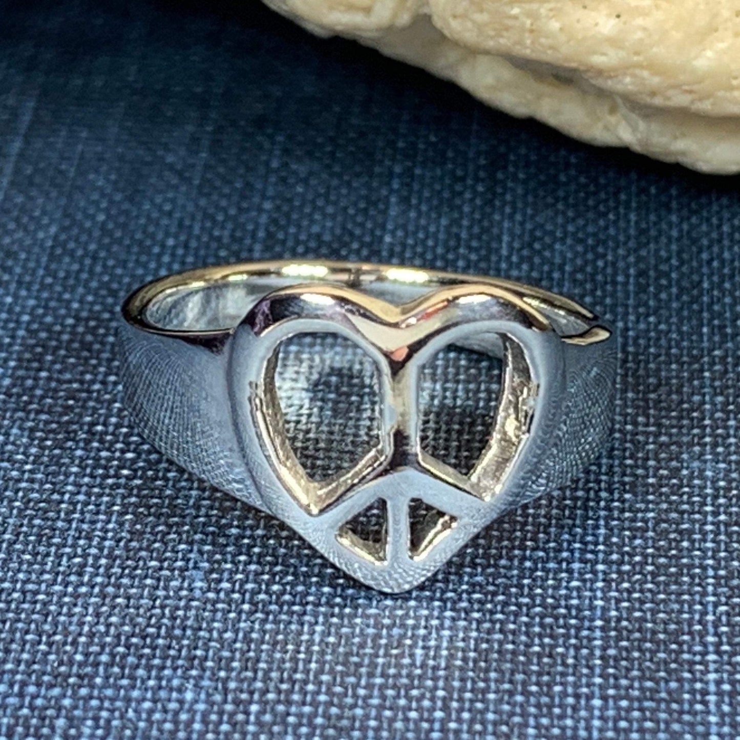 Peace Sign Ring — view 3