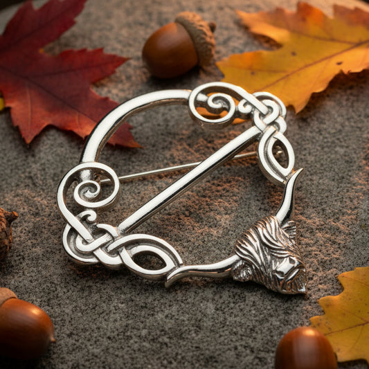 Pewter Scotland Highland Cow Scarf Ring - Handmade in England